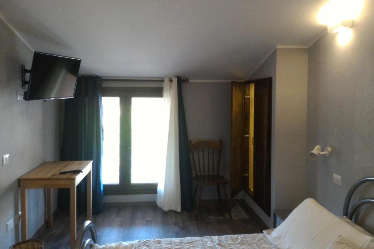 Corona Bed & Breakfast Sardara Exterior foto