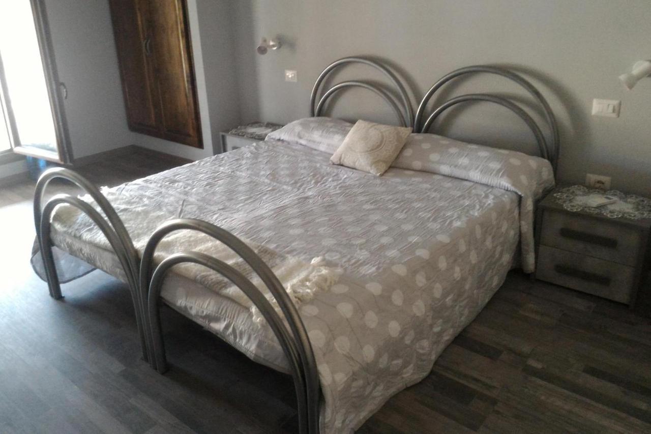 Corona Bed & Breakfast Sardara Exterior foto