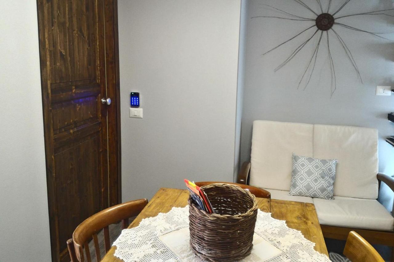 Corona Bed & Breakfast Sardara Exterior foto